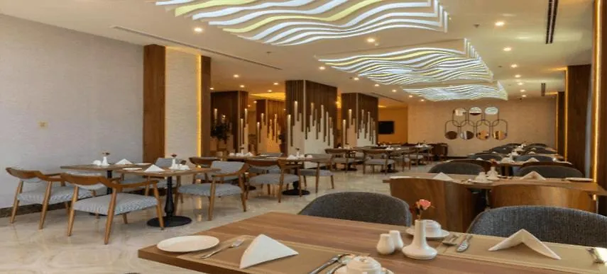 Sunday Emerald Hotel Jidda